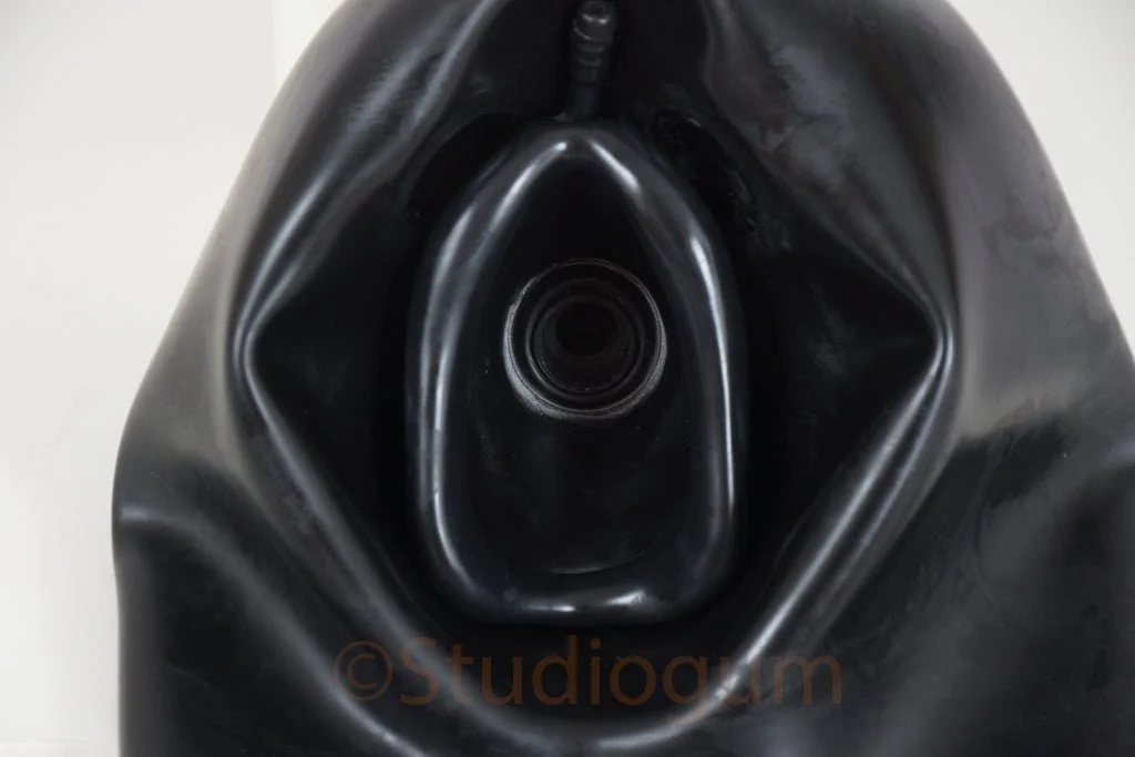 Studio Gum Heavy Rubber Anaesthesia Mask, Black, No Eyes, Size 41 - Image 3