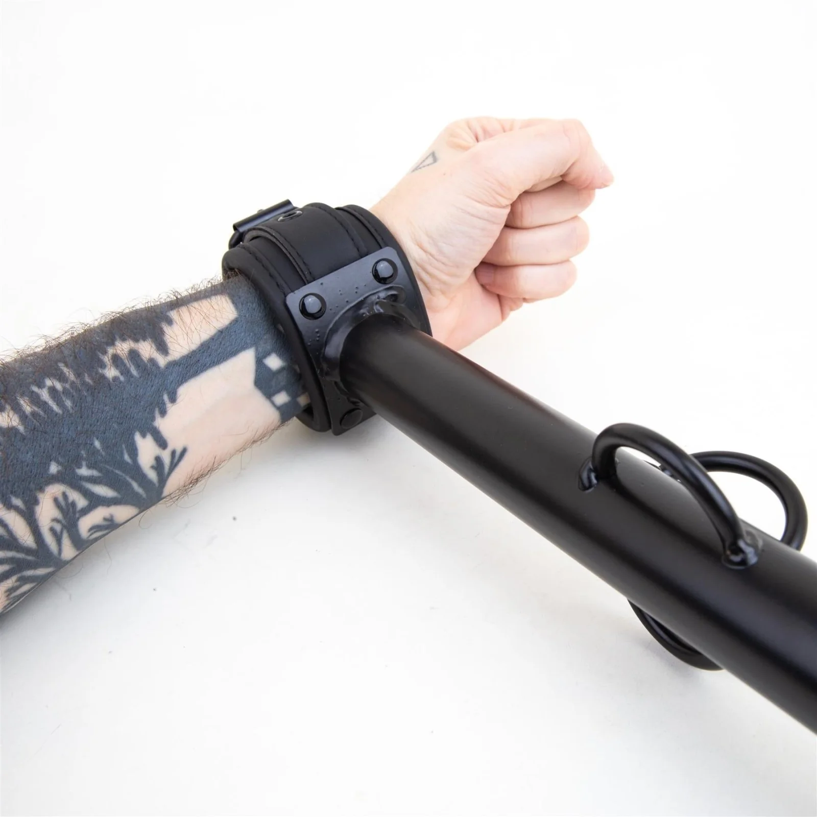 Big Barrel Spreader Bar, Neoprene Wrist Cuffs, 12", Black - Image 2