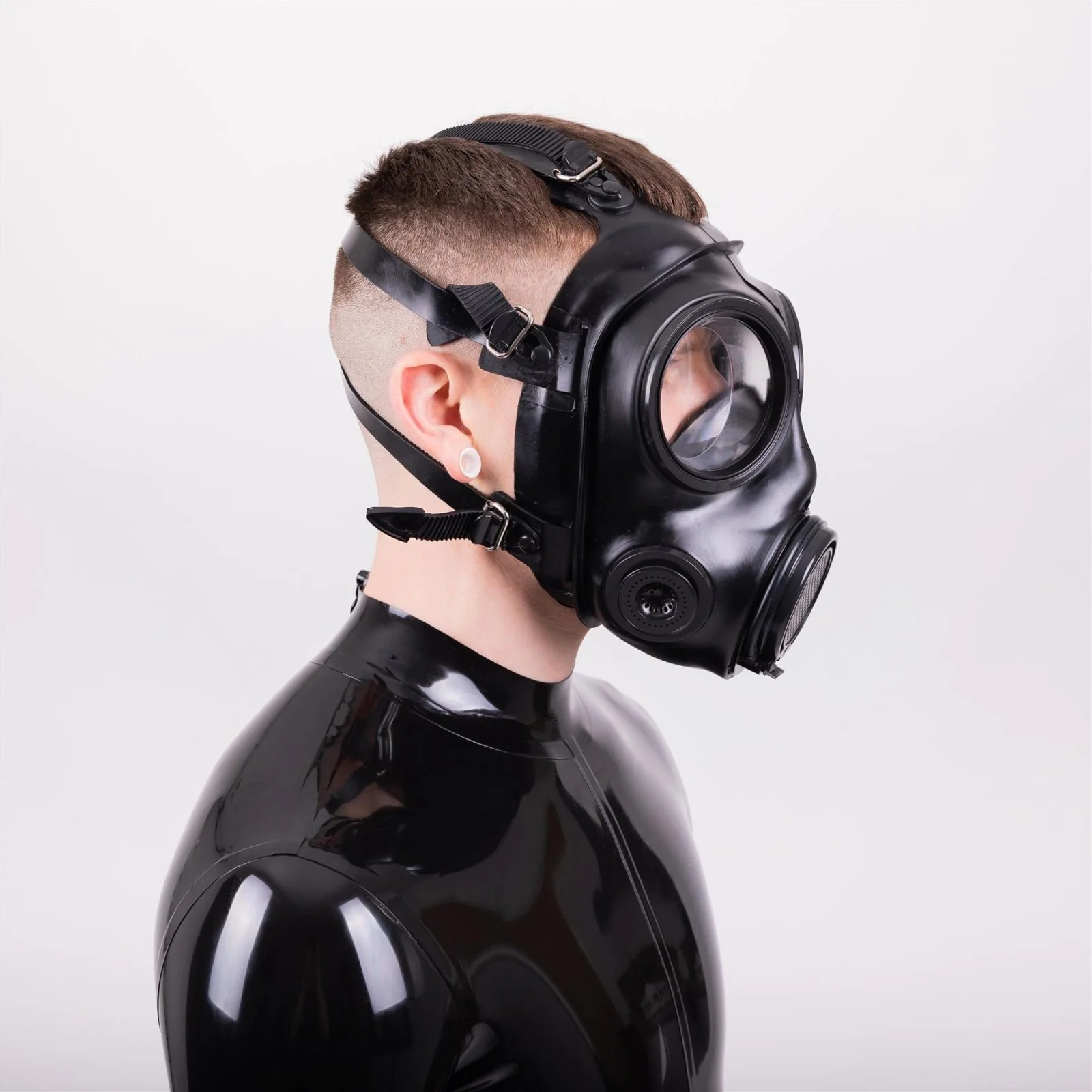 FMJ08 Gas Mask - Image 2