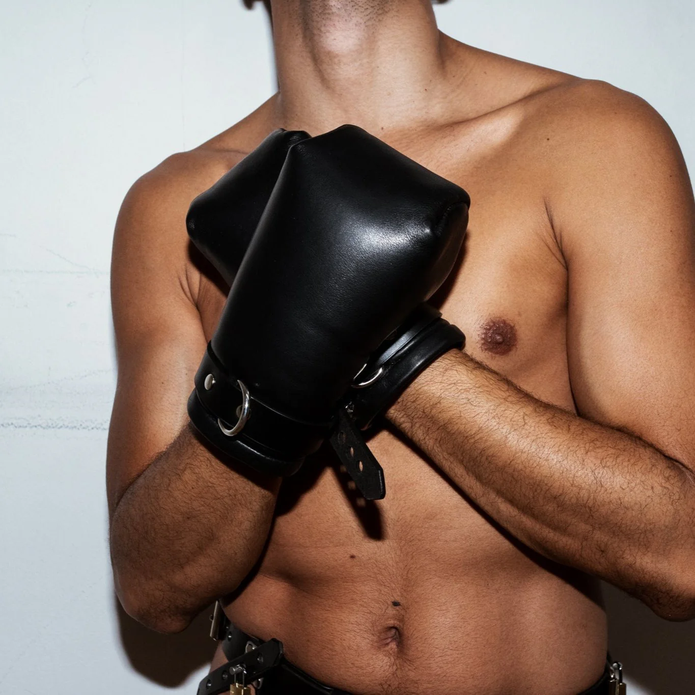 Padded Leather Fist Mitts - Image 2