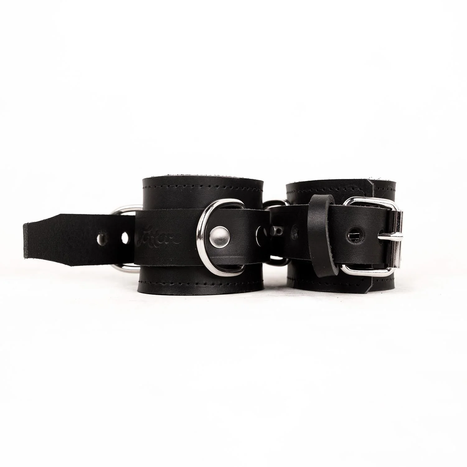 Fetters Classic Leather Wrist Restraints